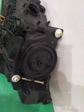 Load image into Gallery viewer, Frontscheinwerfer Skoda Superb III 3V1941016A Bi-Xenon Rechts Headlight