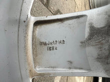 Load image into Gallery viewer, 1x Alufelge 17 Zoll 6855087 BMW 2 F45 F46 Rim Wheel FEL2864722868ji