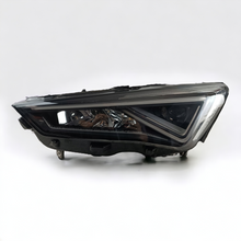 Laden Sie das Bild in den Galerie-Viewer, Frontscheinwerfer Seat 5FJ941007E LED Links Scheinwerfer Headlight