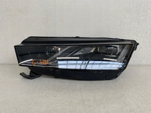 Laden Sie das Bild in den Galerie-Viewer, Frontscheinwerfer Skoda Octavia IV 5E4941017A Links Scheinwerfer Headlight SCH2756201308ym
