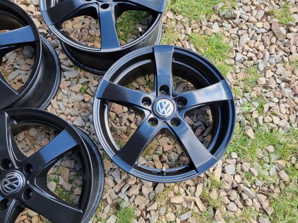 4x Alufelge 16 Zoll 6.5" 5x112 50ET Glanz Schwarz KBA47675 VW Golf Rim Wheel FEL9559646593wx