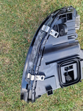 Laden Sie das Bild in den Galerie-Viewer, Frontscheinwerfer Mercedes-Benz W205 A2059069703 Links Scheinwerfer Headlight SCH5170395989ew