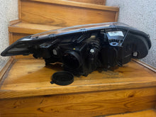 Load image into Gallery viewer, Frontscheinwerfer Renault Laguna III 13186381 Links Scheinwerfer Headlight