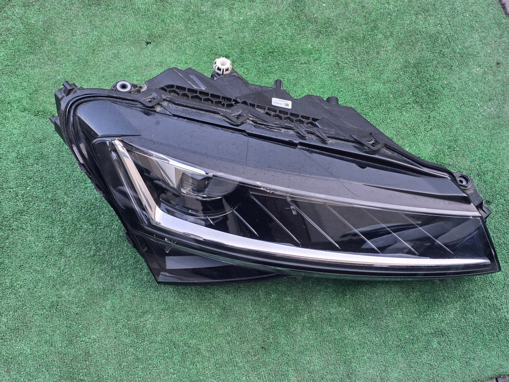 Frontscheinwerfer Skoda Superb III 3V1941016D Rechts Scheinwerfer Headlight SCH4420101595rm