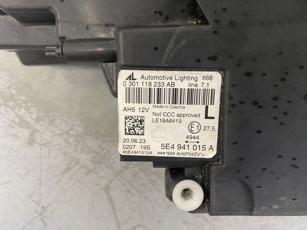 Frontscheinwerfer Skoda Octavia IV 5E4941015A LED Links Scheinwerfer Headlight SCH3523133547jy
