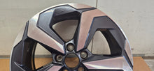 Laden Sie das Bild in den Galerie-Viewer, 1x Alufelge 18 Zoll 7.5" 5x114.3 45ET Glanz 403006UA4J Nissan Qashqai III J12 FEL9158675051tl