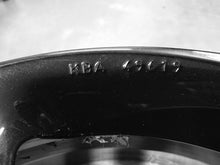 Load image into Gallery viewer, 1x Alufelge 19 Zoll 7.0&quot; 5x114.3 40ET Glanz Schwarz KE409-4C400 Nissan Xtrail