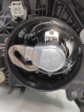 Load image into Gallery viewer, Frontscheinwerfer Toyota Avensis 8596724011 99226800839000 Rechts Headlight SCH5399519039ul