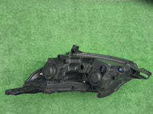 Laden Sie das Bild in den Galerie-Viewer, Frontscheinwerfer Peugeot 2008 9677810280 LED Rechts Scheinwerfer Headlight SCH8711968228qf