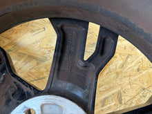 Load image into Gallery viewer, 1x Alufelge 19 Zoll 8.0" 5x108 42ET Glanz Schwarz 32271991 Volvo V60 S60 FEL9599456467xh