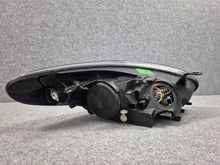 Laden Sie das Bild in den Galerie-Viewer, Frontscheinwerfer Renault Fluence 260606836R Vorderseite Scheinwerfer Headlight SCH8307894035if