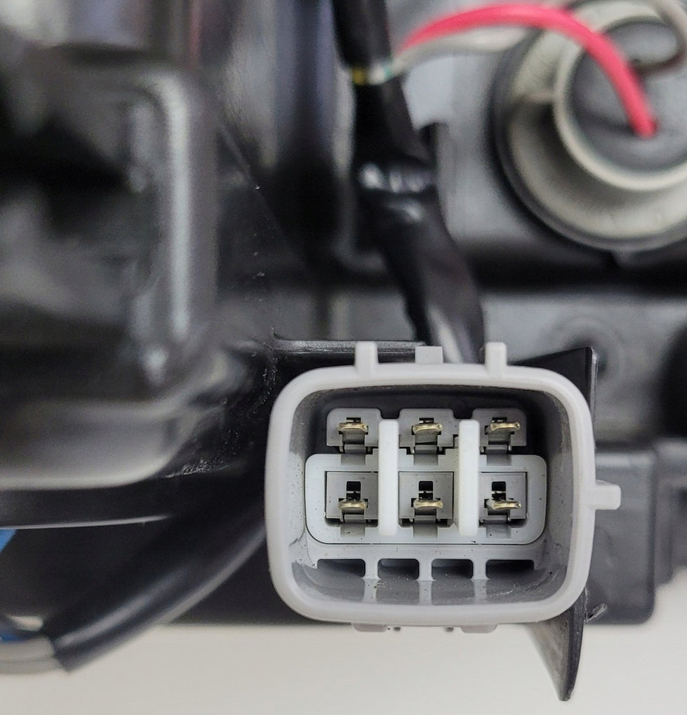 Frontscheinwerfer Toyota Yaris Links Scheinwerfer Headlight SCH3164666338hy