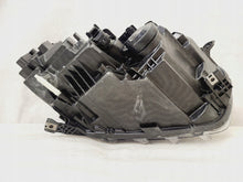 Laden Sie das Bild in den Galerie-Viewer, Frontscheinwerfer Dacia Duster 260602515R Full LED Links Scheinwerfer Headlight