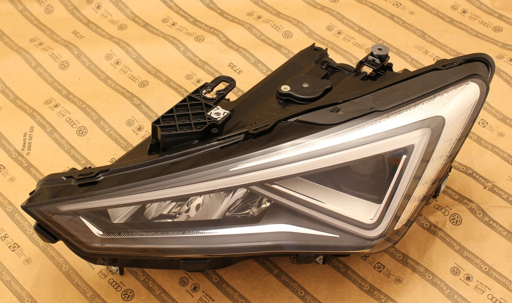 Frontscheinwerfer Cupra Formentor Leon 5FB941007F LED Links Headlight