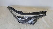 Laden Sie das Bild in den Galerie-Viewer, Frontscheinwerfer Toyota C-Hr Chr 81110-F4170 Full LED Rechts Headlight SCH4964680183rf