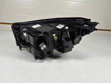 Laden Sie das Bild in den Galerie-Viewer, Frontscheinwerfer BMW 5 5A798D8-08 Rechts Scheinwerfer Headlight SCH6673822262jq