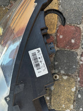 Laden Sie das Bild in den Galerie-Viewer, Frontscheinwerfer Citroën C4 II B7 9687304480 Rechts Scheinwerfer Headlight