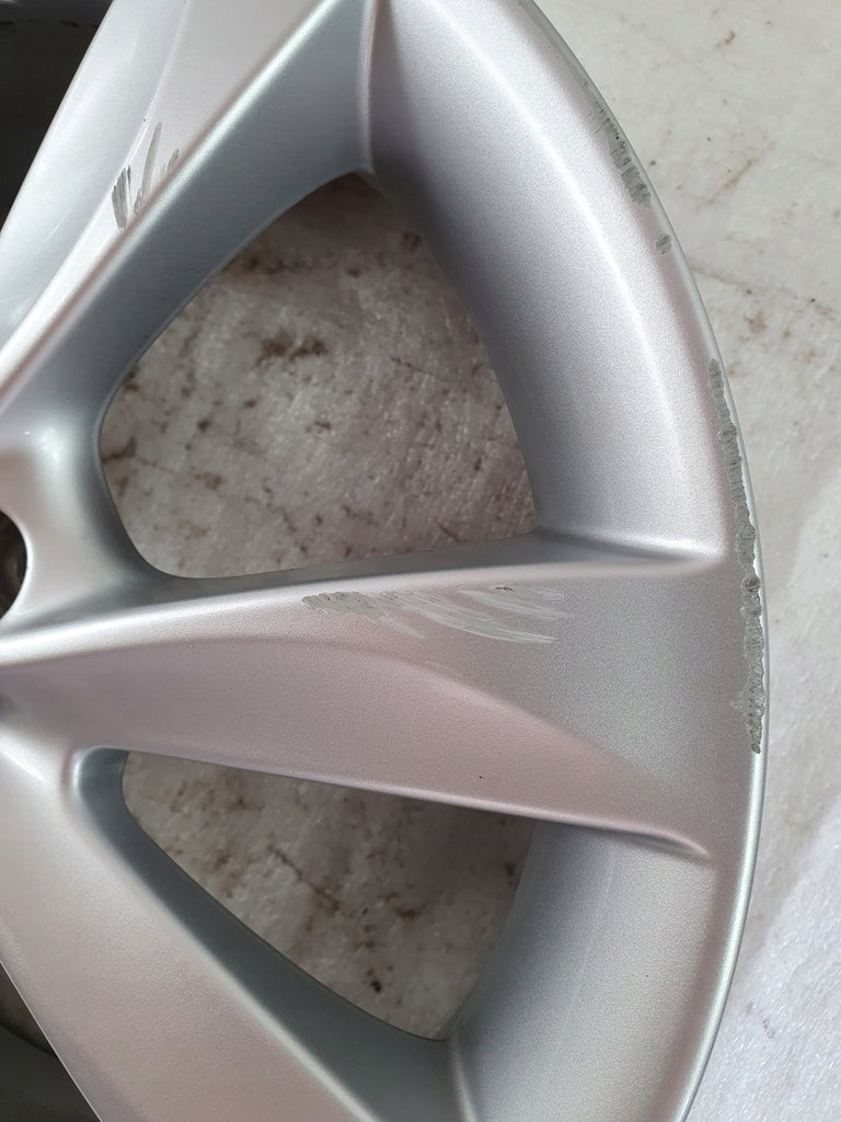 1x Alufelge 16 Zoll 6.0" 4x100 45ET 403003VU1B Nissan Micra IV K14 Note E12