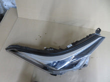 Laden Sie das Bild in den Galerie-Viewer, Frontscheinwerfer Toyota C-Hr Chr 8110-F4071-00 LED Rechts Headlight SCH9542679667vz