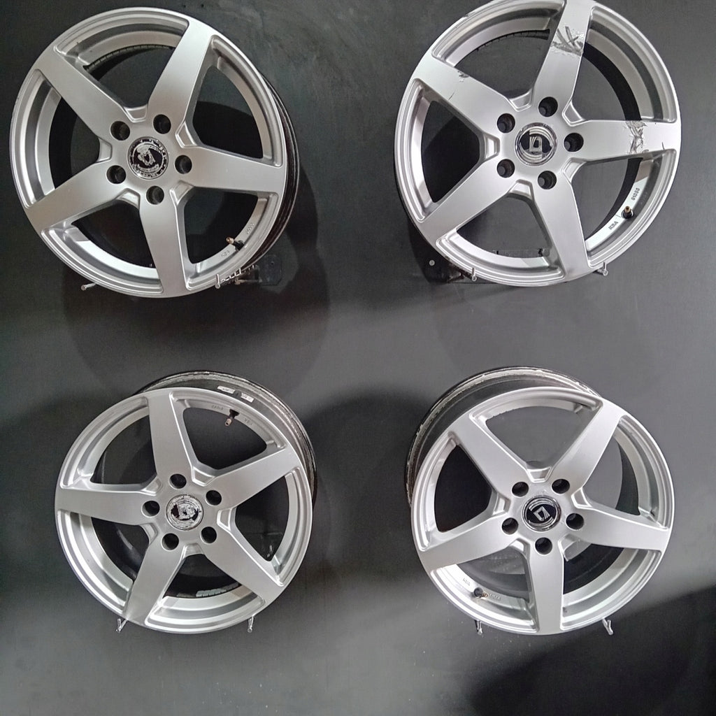 4x Alufelge 16 Zoll 6.5" 5x114.3 40ET Glanz KBA51058 Nissan X-Trail I Rim Wheel FEL4324007221ts