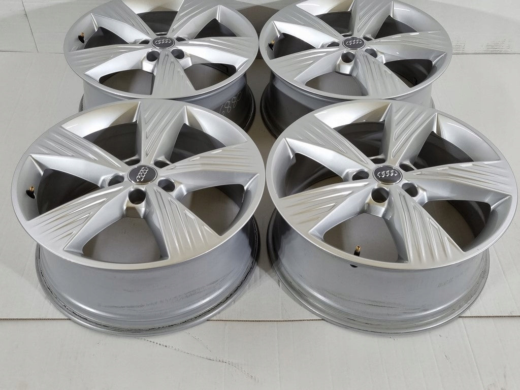 4x Alufelge 19 Zoll 8.0" 5x112 45ET Glanz Silber 89A601025B Audi E-Tron FEL3618009617ty