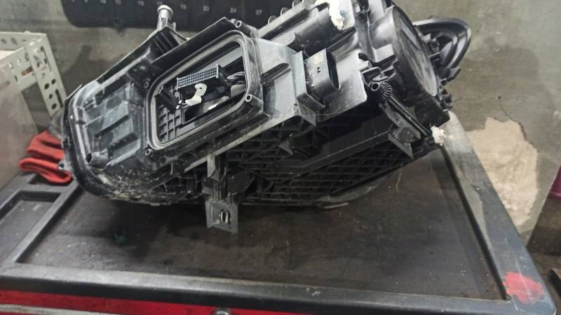 Frontscheinwerfer Mercedes-Benz W247 LED Rechts Scheinwerfer Headlight