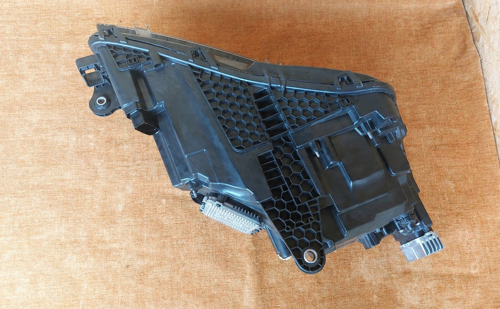 Frontscheinwerfer Skoda Superb III 3V1941015D LED Links Scheinwerfer Headlight