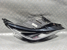 Laden Sie das Bild in den Galerie-Viewer, Frontscheinwerfer Opel Astra K 39228806 LED Rechts Scheinwerfer Headlight SCH6863710279rk