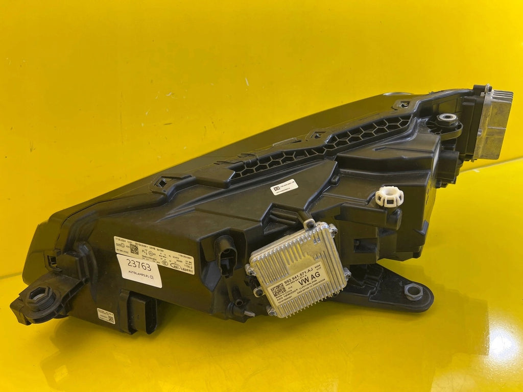 Frontscheinwerfer Skoda Superb III 3V1941016E LED Rechts Scheinwerfer Headlight