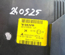 Load image into Gallery viewer, Frontscheinwerfer Volvo S40 II 30678898 Links Scheinwerfer Headlight SCH8639257508ma