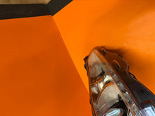 Laden Sie das Bild in den Galerie-Viewer, Frontscheinwerfer Jaguar Xj Xenon Rechts Scheinwerfer Headlight SCH8833883684il