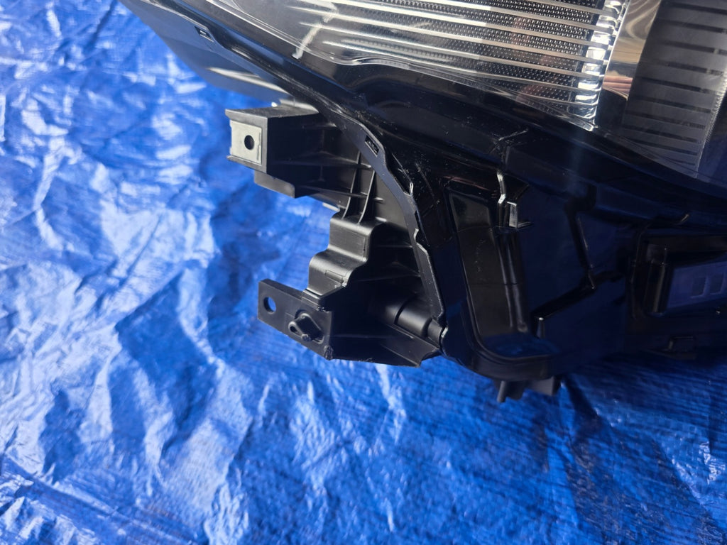 Frontscheinwerfer Mazda 3 BCJH-51030 Rechts Scheinwerfer Headlight SCH8754705444ko