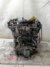 Laden Sie das Bild in den Galerie-Viewer, Motor Renault Captur I H4BA400 0.9 TCE 89PS 66kW 2015 Benzin Engine Unkomplett MOT6924354730tm