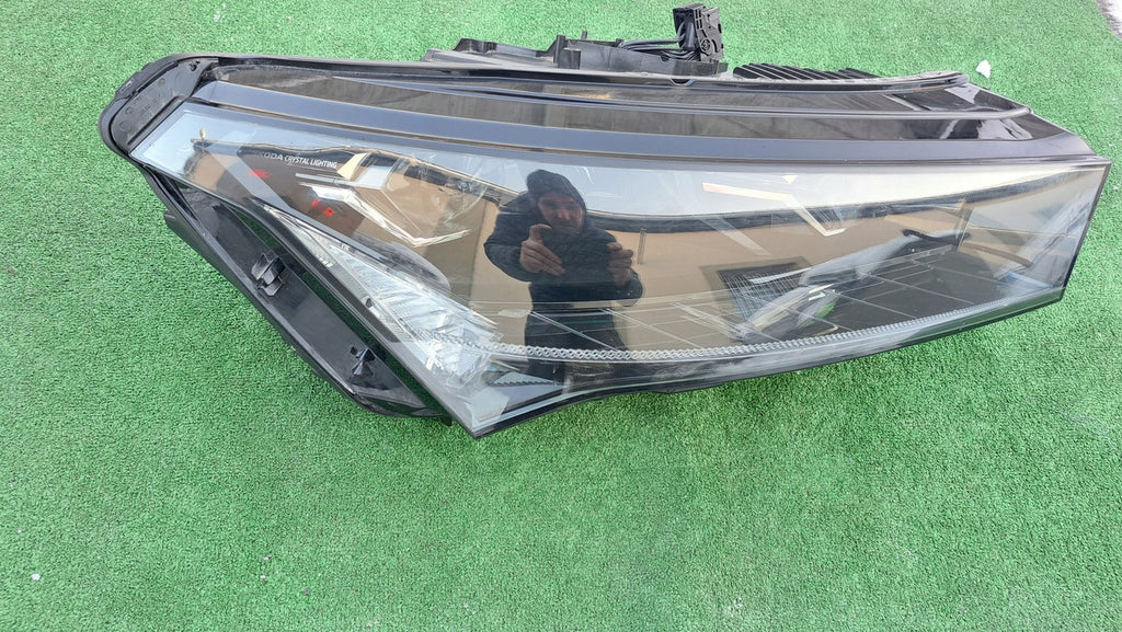 Frontscheinwerfer Skoda Enyaq 5LB941016A Full LED Rechts Scheinwerfer Headlight