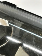 Laden Sie das Bild in den Galerie-Viewer, Frontscheinwerfer VW Passat B7 90005333 3AB941752 LED Rechts Headlight