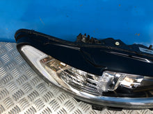 Laden Sie das Bild in den Galerie-Viewer, Frontscheinwerfer Ford Mondeo DS73-13W029-EC Rechts Scheinwerfer Headlight