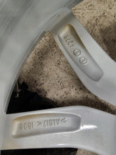 Load image into Gallery viewer, 1x Alufelge 19 Zoll 9.0" 5x112 38ET 6880685 BMW G05 G06 Rim Wheel FEL4360037226dy