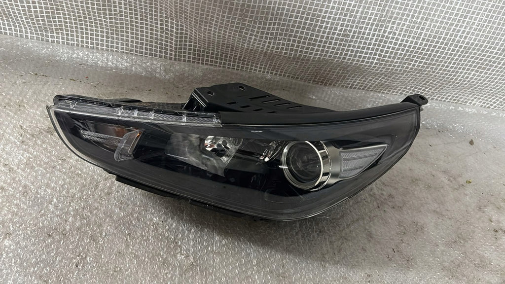 Frontscheinwerfer Hyundai I30 HYUI30LLP17 Links Scheinwerfer Headlight SCH7686526874qr
