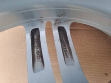 Load image into Gallery viewer, 1x Alufelge 19 Zoll 7842652 BMW 5 F11 F10 Rim Wheel FEL8101591160hs
