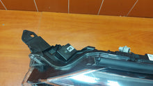 Laden Sie das Bild in den Galerie-Viewer, Frontscheinwerfer Toyota Chr C-Hr 81150-F4180 LED Links Scheinwerfer Headlight SCH2688746363re