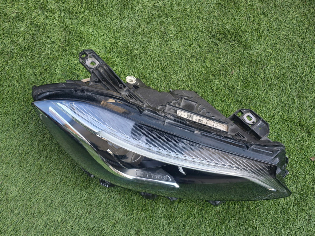 Frontscheinwerfer Mercedes-Benz W176 A1769069000 LED Rechts Headlight SCH3985559368cu