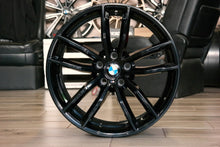 Laden Sie das Bild in den Galerie-Viewer, 1x Alufelge 18 Zoll 8.0&quot; 5x112 30ET 8093915 BMW G31 G30 Rim Wheel