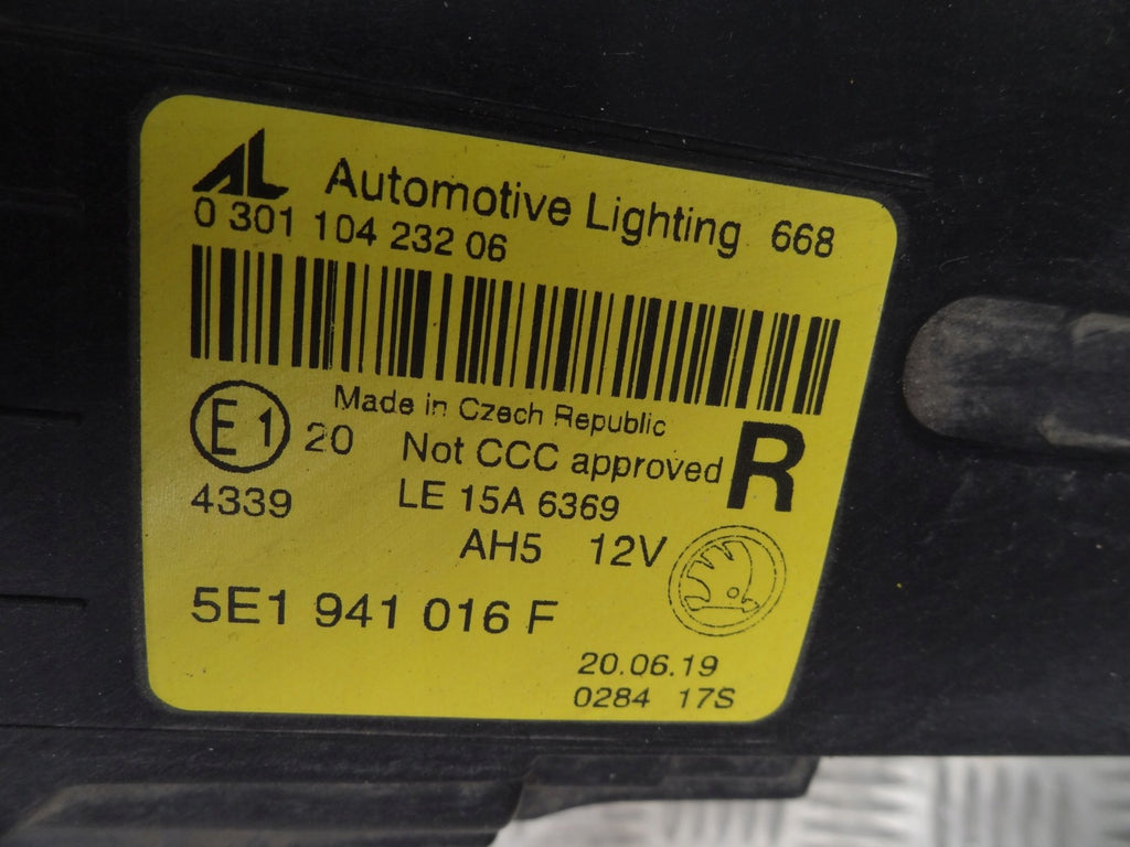 Frontscheinwerfer Skoda Octavia III 5E1941016F Rechts Scheinwerfer Headlight SCH6148434042gu