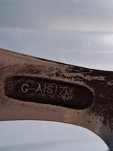 Load image into Gallery viewer, 1x Alufelge 16 Zoll 6.5" 5x100 30ET Glanz Silber 42611-05240 Toyota Avensis FEL6728299326gt