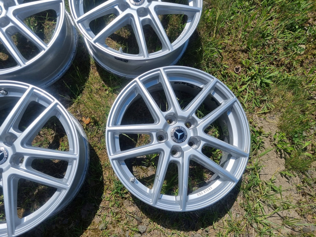 4x Alufelge 17 Zoll 7.0" 5x112 41ET Glanz Silber KBA51653 Mercedes-Benz FEL2878193584fw