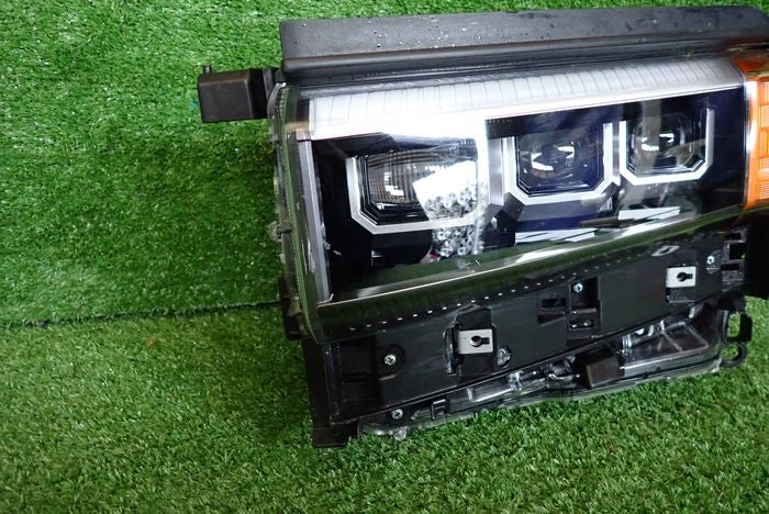 Frontscheinwerfer Toyota Land Cruiser 8115060580 Links Scheinwerfer Headlight SCH7823538734dx