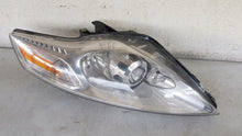 Laden Sie das Bild in den Galerie-Viewer, Frontscheinwerfer Ford Mondeo Xenon Rechts Scheinwerfer Headlight