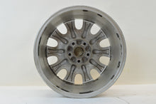 Laden Sie das Bild in den Galerie-Viewer, 4x Alufelge 17 Zoll 8.0" 5x112 43ET Audi A8 Rim Wheel FEL1349850640uu