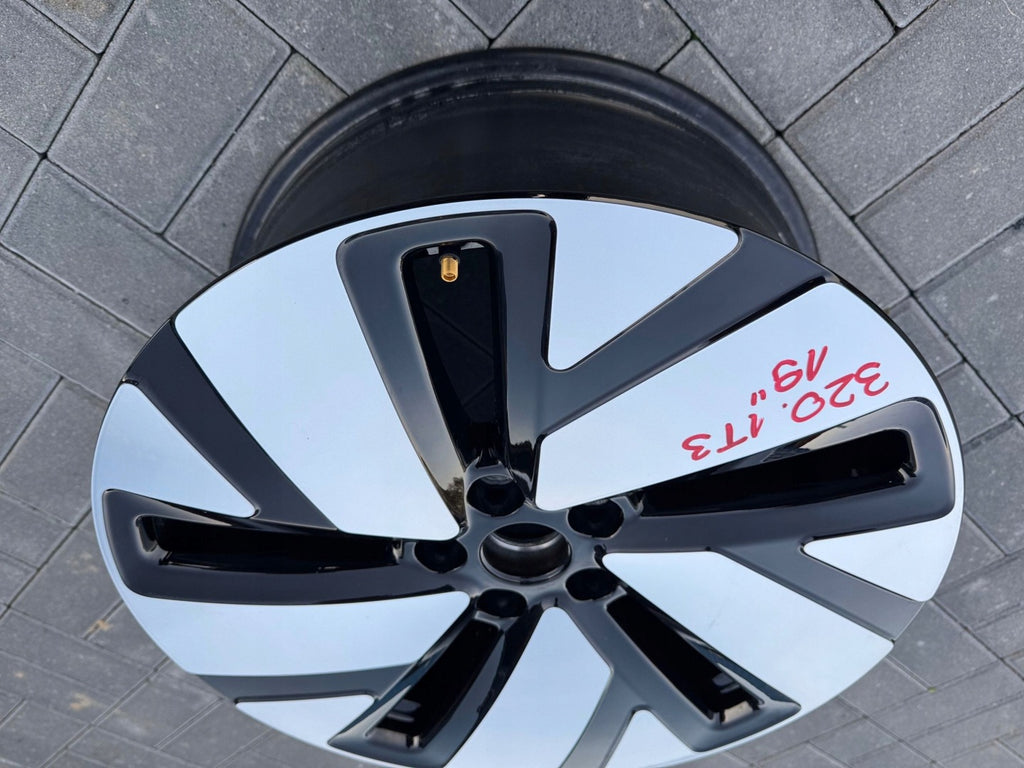1x Alufelge 19 Zoll 1T3601025J VW I Rim Wheel FEL8902290862zs