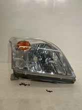 Laden Sie das Bild in den Galerie-Viewer, Frontscheinwerfer Toyota Land Cruiser Rechts Scheinwerfer Headlight SCH5983086424sd